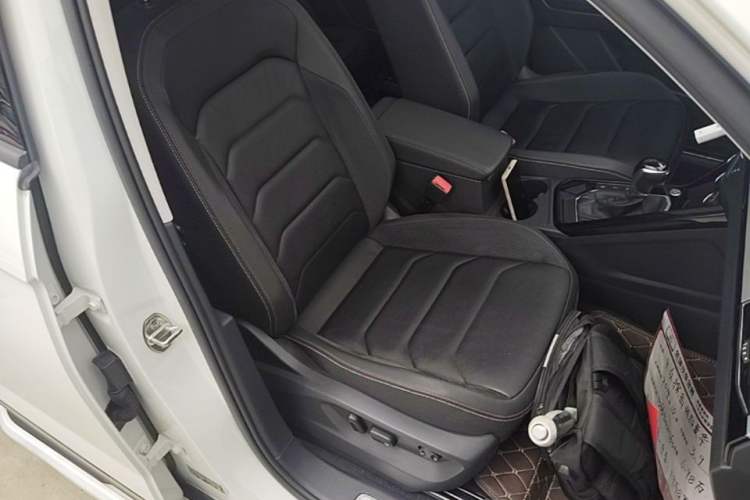 Used Volkswagen Tayron 2019 330TSI Two-Wheel Drive Luxury Model China VI Standard Right Front Seat