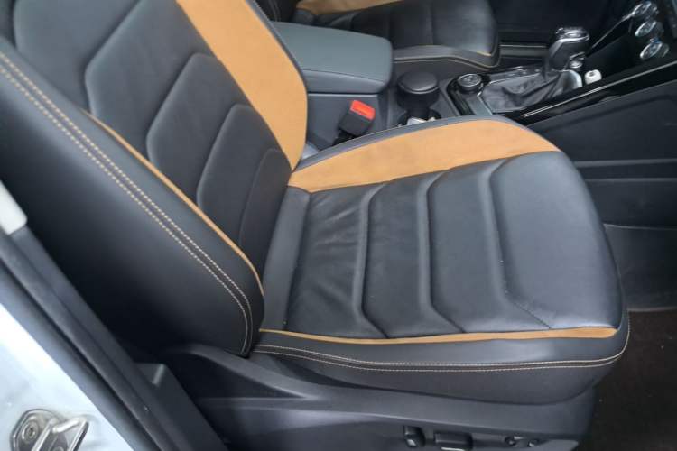 Used Volkswagen Tayron 2019 330TSI Four-Wheel Drive Luxury Version China V Standard Right Front Seat
