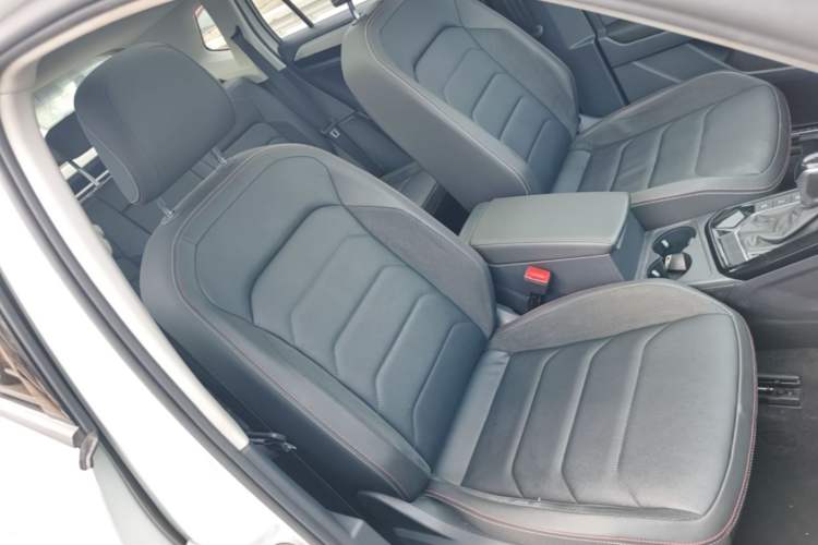 Used Volkswagen Tayron 2019 330TSI Two-Wheel Drive Luxury Model China VI Standard Right Front Seat