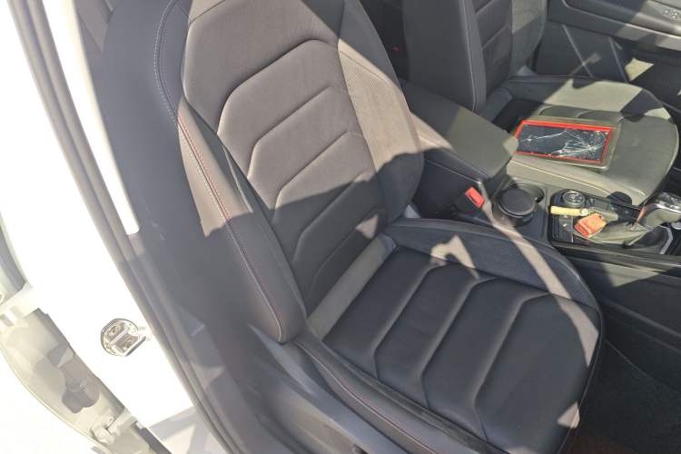 Used Volkswagen Tayron 2019 330TSI Four-Wheel Drive Luxury Version China V Standard Right Front Seat