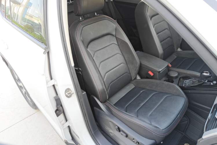 Used Volkswagen Tayron 2019 330TSI Two-Wheel Drive Luxury Model China VI Standard Right Front Seat