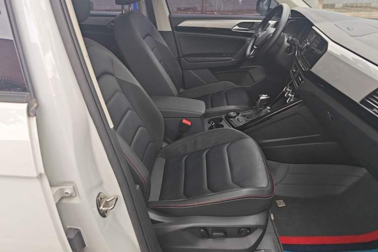 Used Volkswagen Tayron 2019 330TSI Four-Wheel Drive Luxury Version China VI Standard Right Front Seat