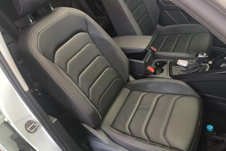 Used Volkswagen Tayron 2019 330TSI Two-Wheel Drive Luxury Model China VI Standard Right Front Seat