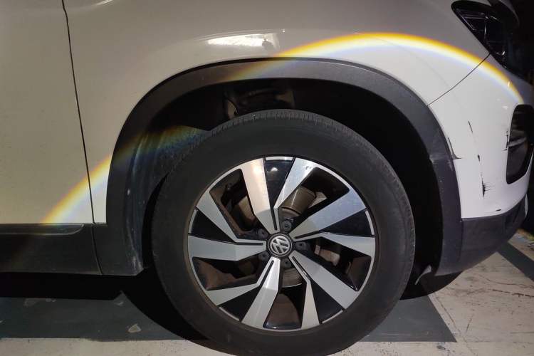 Used Volkswagen Tayron 2019 330TSI Two-Wheel Drive Luxury Model China VI Standard Right Front Wheel Hub