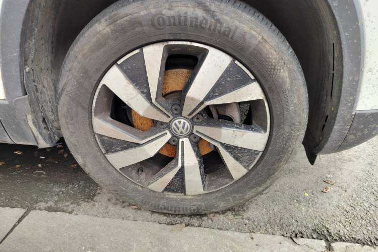 Used Volkswagen Tayron 2019 330TSI Two-Wheel Drive Luxury Model China VI Standard Right Front Wheel Hub