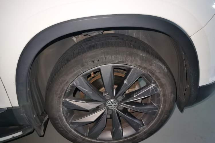 Used Volkswagen Tayron 2019 330TSI Four-Wheel Drive Luxury Version China VI Standard Right Front Wheel Hub