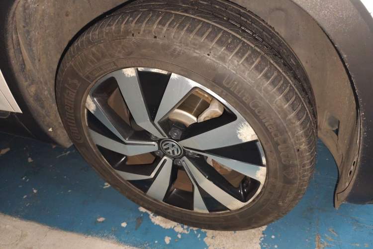 Used Volkswagen Tayron 2019 330TSI Four-Wheel Drive Luxury Version China VI Standard Right Front Wheel Hub