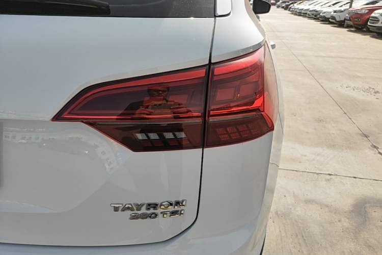 Used Volkswagen Tayron 2019 Teramont Edition 280TSI Two-Wheel Drive Luxury Model China VI Standard Right Rear Taillight