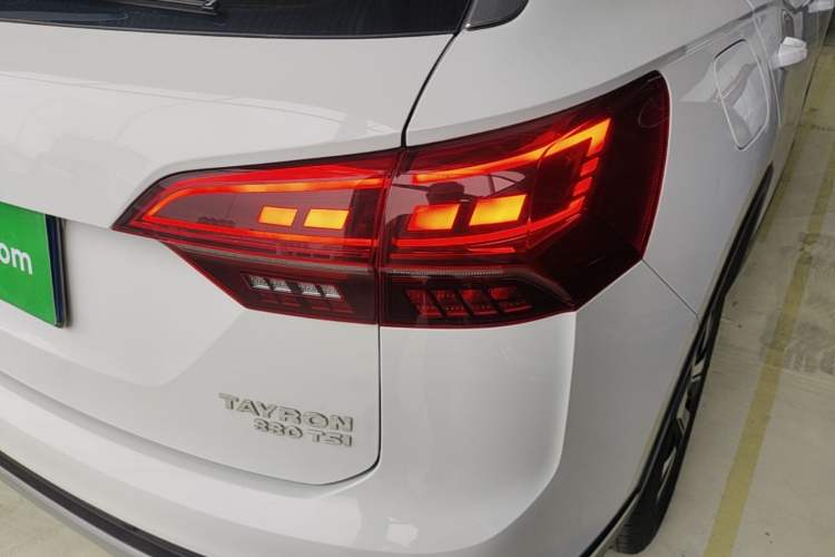 Used Volkswagen Tayron 2019 330TSI Two-Wheel Drive Luxury Model China VI Standard Right Rear Taillight
