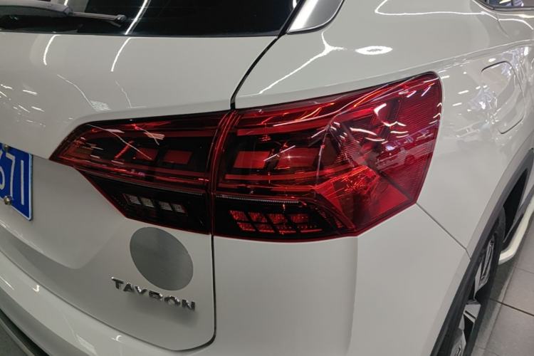 Used Volkswagen Tayron 2019 Teramont Edition 280TSI Two-Wheel Drive Luxury Model China VI Standard Right Rear Taillight