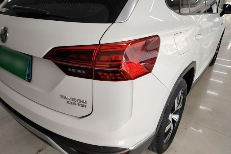 Used Volkswagen Tayron 2019 330TSI Two-Wheel Drive Luxury Model China VI Standard Right Rear Taillight