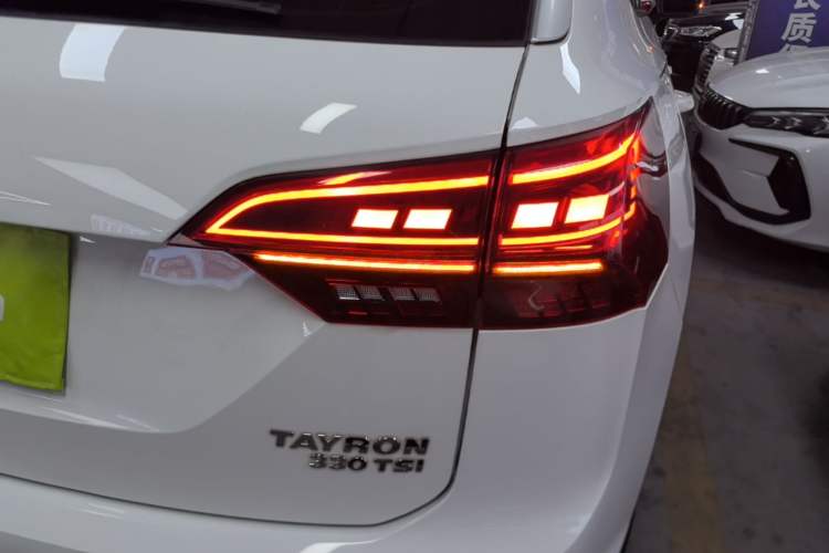 Used Volkswagen Tayron 2019 330TSI Four-Wheel Drive Luxury Version China V Standard Right Rear Taillight