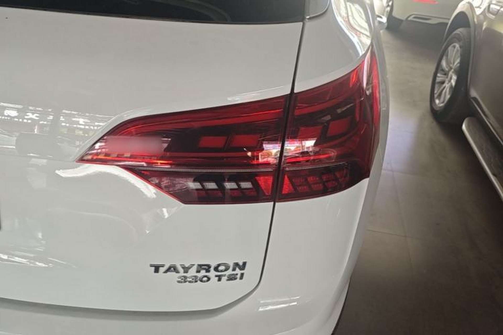 Used Volkswagen Tayron 2019 Teramont Edition 280TSI Two-Wheel Drive Luxury Model China VI Standard Right Rear Taillight