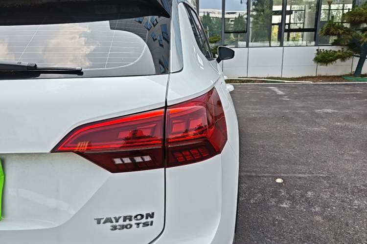 Used Volkswagen Tayron 2019 330TSI Two-Wheel Drive Luxury Model China VI Standard Right Rear Taillight
