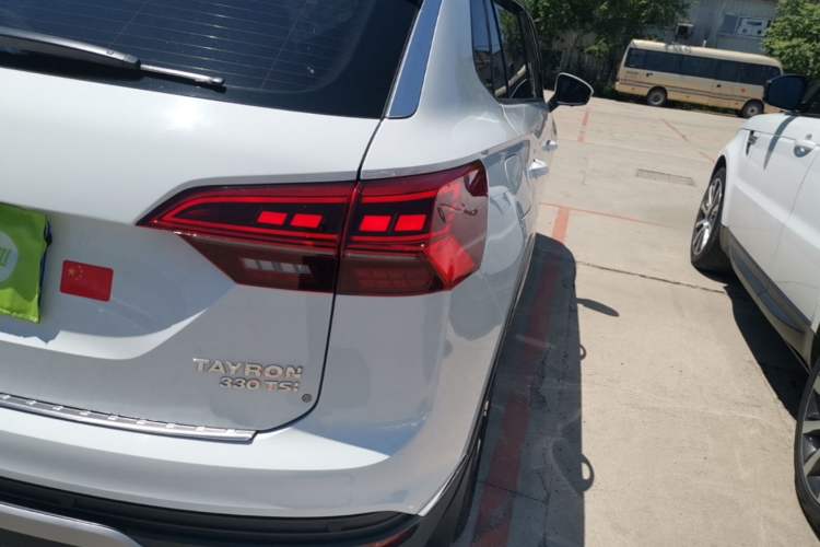 Used Volkswagen Tayron 2019 330TSI Two-Wheel Drive Luxury Model China VI Standard Right Rear Taillight