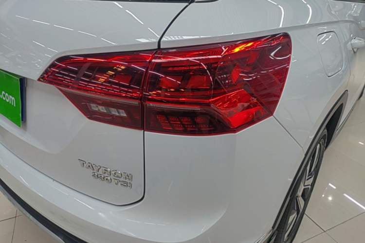 Used Volkswagen Tayron 2019 330TSI Two-Wheel Drive Luxury Model China VI Standard Right Rear Taillight