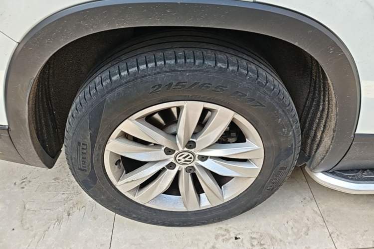 Used Volkswagen Tayron 2019 330TSI Two-Wheel Drive Comfort Version China VI Standard Right Rear Wheel Hub