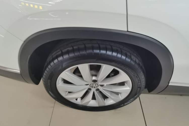 Used Volkswagen Tayron 2019 380TSI Four-Wheel Drive Prestige Model China VI Standard Right Rear Wheel Hub