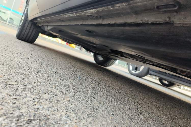 Used Volkswagen Tayron 2019 330TSI Four-Wheel Drive Luxury Version China VI Standard Right Side Sill