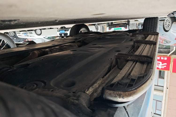 Used Volkswagen Tayron 2019 380TSI Four-Wheel Drive Prestige Version China V Standard Right Side Sill