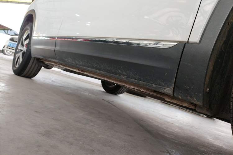 Used Volkswagen Tayron 2019 330TSI Two-Wheel Drive Luxury Model China VI Standard Right Side Sill