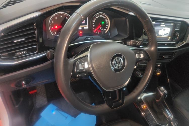 Used Volkswagen Tayron 2019 330TSI Two-Wheel Drive Luxury Model China VI Standard Steering Wheel