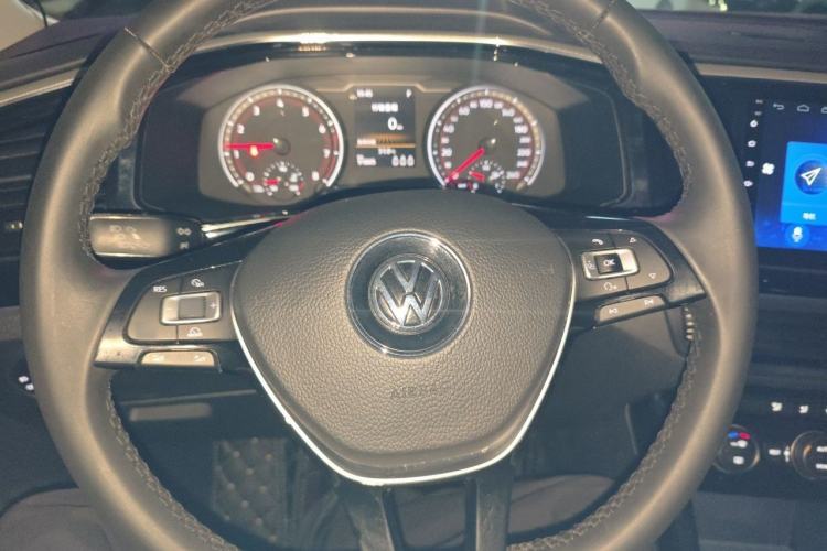 Used Volkswagen Tayron 2019 330TSI Two-Wheel Drive Luxury Model China VI Standard Steering Wheel