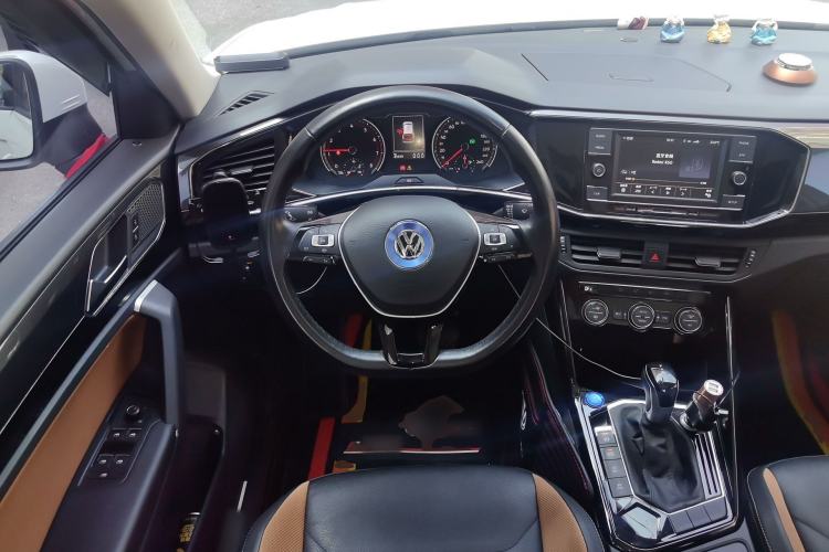 Used Volkswagen Tayron 2019 330TSI Two-Wheel Drive Luxury Model China VI Standard Steering Wheel