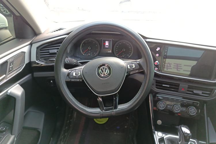 Used Volkswagen Tayron 2019 330TSI Two-Wheel Drive Luxury Model China VI Standard Steering Wheel