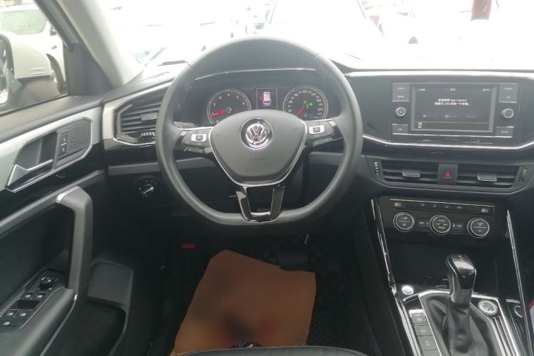 Used Volkswagen Tayron 2019 330TSI Two-Wheel Drive Luxury Model China VI Standard Steering Wheel