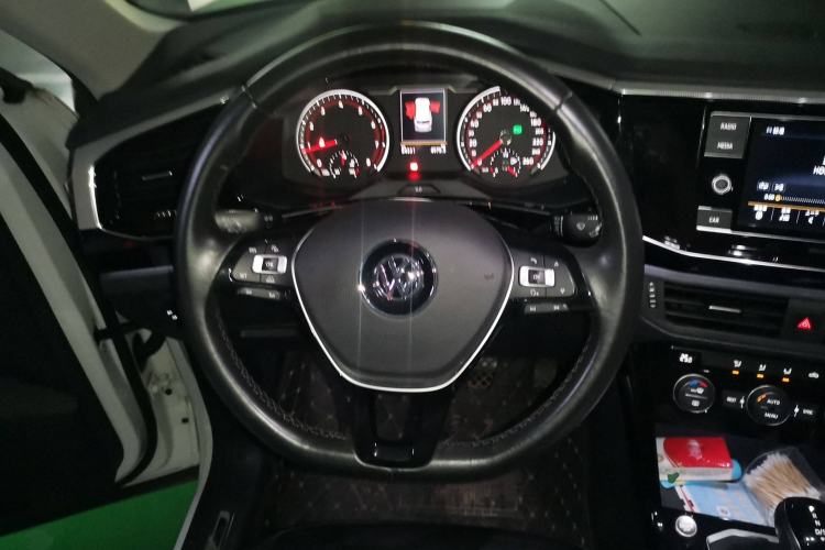 Used Volkswagen Tayron 2019 330TSI Two-Wheel Drive Luxury Model China VI Standard Steering Wheel