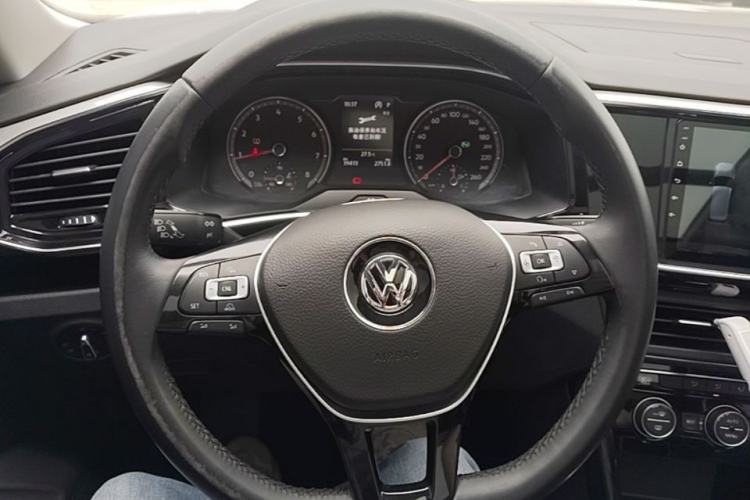 Used Volkswagen Tayron 2019 330TSI Two-Wheel Drive Luxury Model China VI Standard Steering Wheel