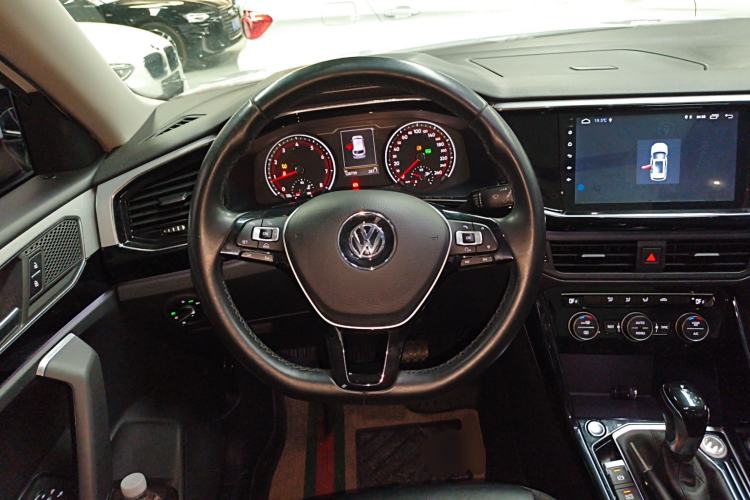 Used Volkswagen Tayron 2019 330TSI Two-Wheel-Drive Luxury Version China V Emission Standard Steering Wheel
