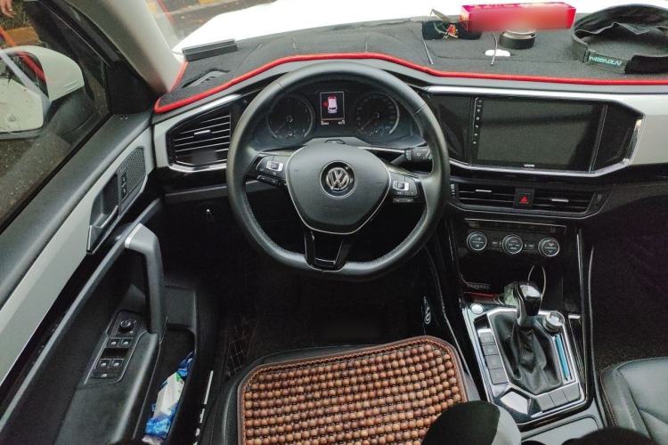 Used Volkswagen Tayron 2019 330TSI Two-Wheel Drive Luxury Model China VI Standard Steering Wheel