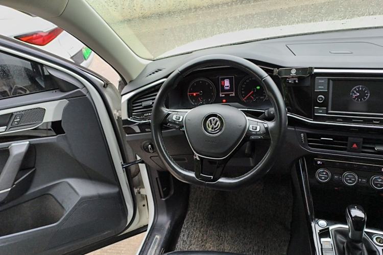 Used Volkswagen Tayron 2019 330TSI Two-Wheel Drive Luxury Model China VI Standard Steering Wheel