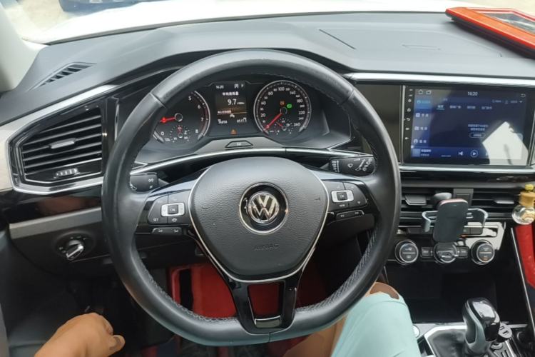 Used Volkswagen Tayron 2019 Teramont Edition 280TSI Two-Wheel Drive Luxury Model China VI Standard Steering Wheel
