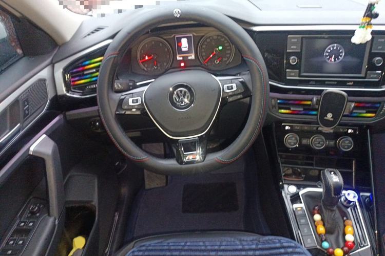 Used Volkswagen Tayron 2019 330TSI Two-Wheel Drive Luxury Model China VI Standard Steering Wheel