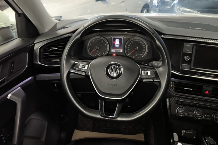 Used Volkswagen Tayron 2019 330TSI Two-Wheel Drive Luxury Model China VI Standard Steering Wheel