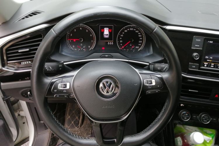 Used Volkswagen Tayron 2019 330TSI Two-Wheel Drive Luxury Model China VI Standard Steering Wheel