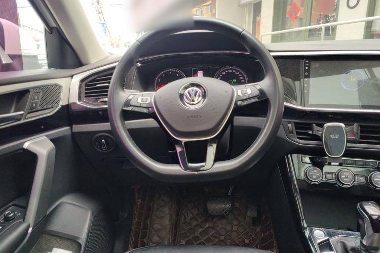 Used Volkswagen Tayron 2019 330TSI Two-Wheel-Drive Luxury Version China V Emission Standard Steering Wheel