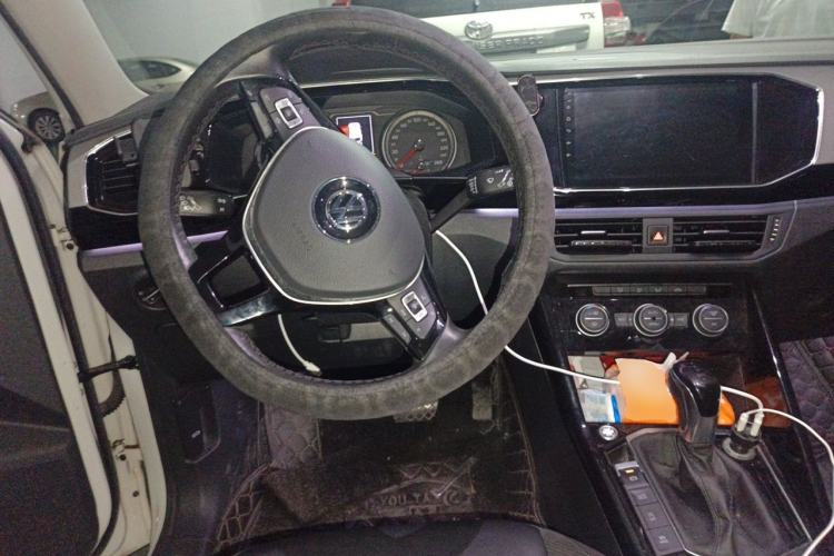 Used Volkswagen Tayron 2019 330TSI Two-Wheel Drive Luxury Model China VI Standard Steering Wheel