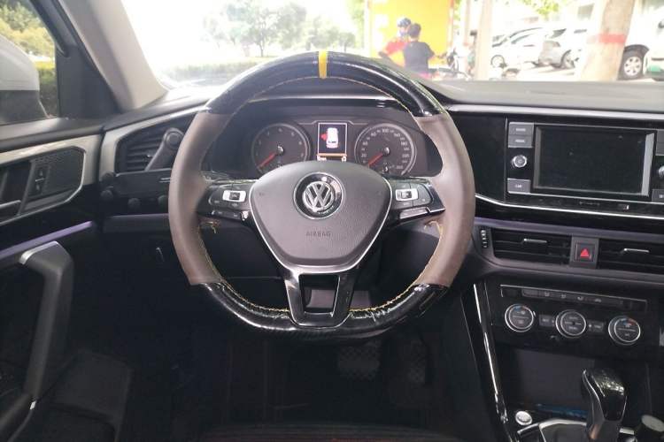 Used Volkswagen Tayron 2019 Teramont Edition 280TSI Two-Wheel Drive Luxury Model China VI Standard Steering Wheel