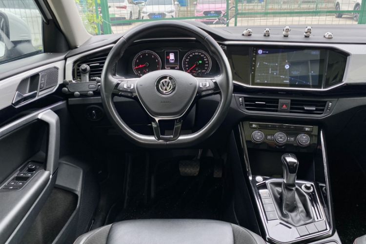 Used Volkswagen Tayron 2019 330TSI Two-Wheel Drive Luxury Model China VI Standard Steering Wheel