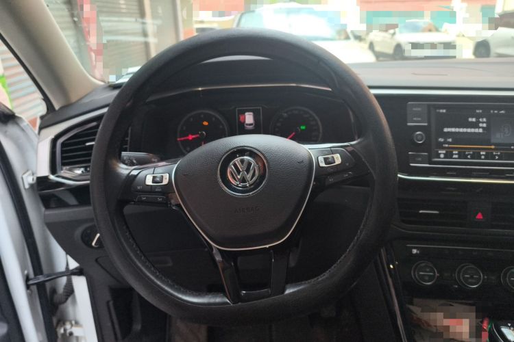 Used Volkswagen Tayron 2019 330TSI Two-Wheel-Drive Luxury Version China V Emission Standard Steering Wheel
