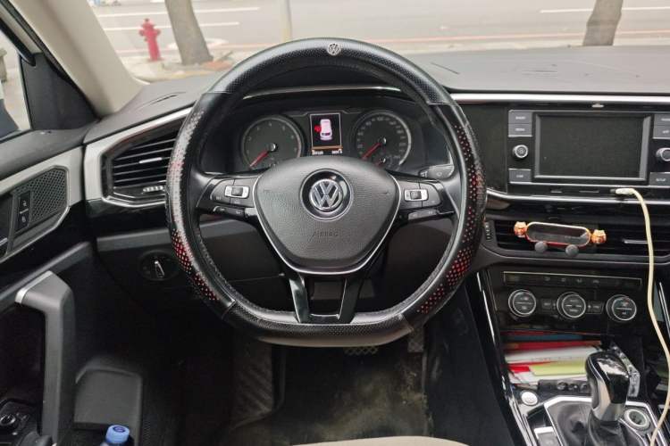 Used Volkswagen Tayron 2019 Teramont Edition 280TSI Two-Wheel Drive Luxury Model China VI Standard Steering Wheel