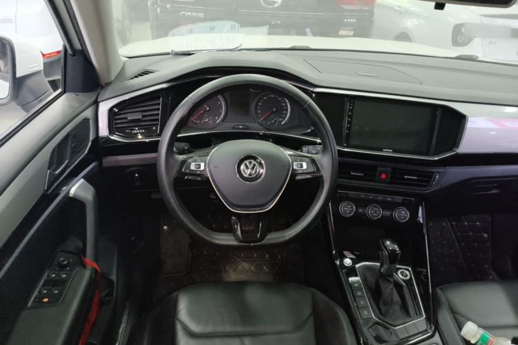 Used Volkswagen Tayron 2019 330TSI Two-Wheel Drive Luxury Model China VI Standard Steering Wheel