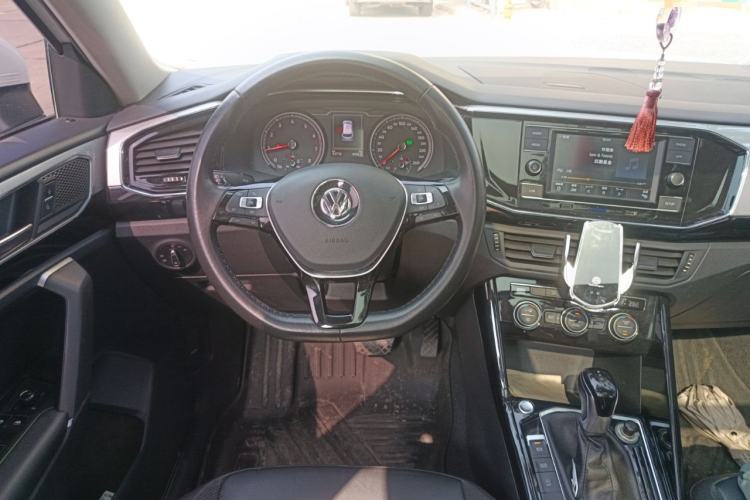 Used Volkswagen Tayron 2019 330TSI Two-Wheel Drive Luxury Model China VI Standard Steering Wheel