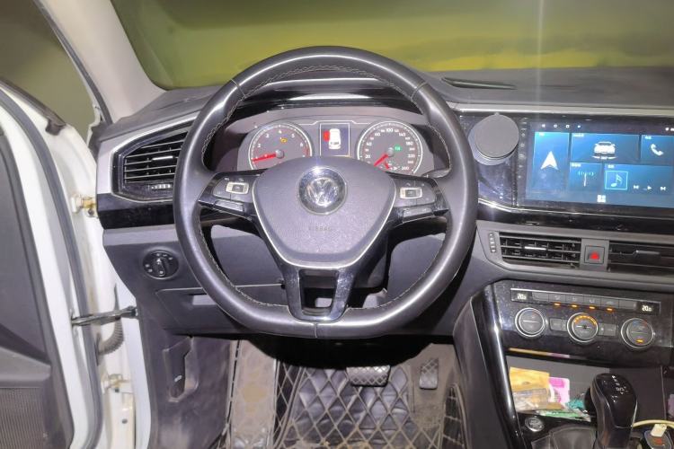 Used Volkswagen Tayron 2019 330TSI Two-Wheel Drive Luxury Model China VI Standard Steering Wheel