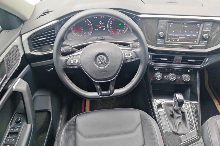 Used Volkswagen Tayron 2019 330TSI Two-Wheel Drive Luxury Model China VI Standard Steering Wheel
