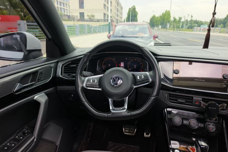 Used Volkswagen Tayron 2019 380TSI Four-Wheel Drive R-Line China VI-standard Steering Wheel